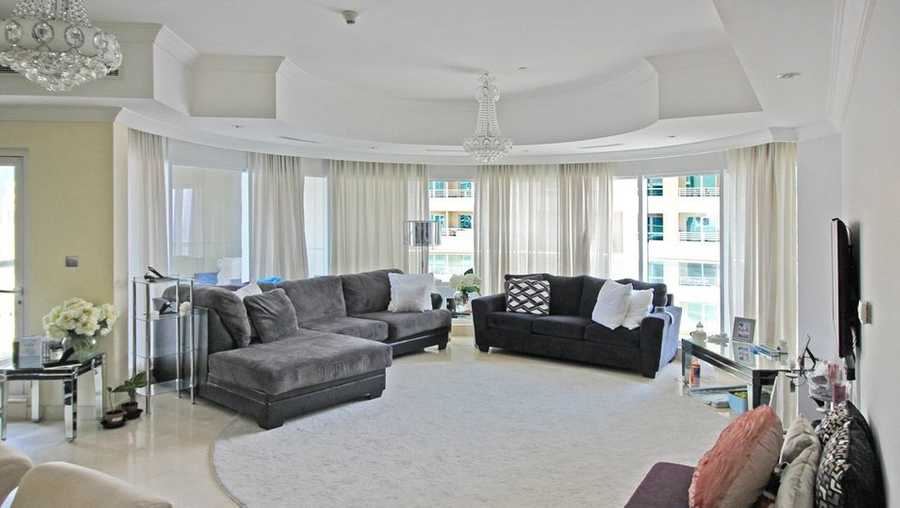 Trident Waterfront – Living Room